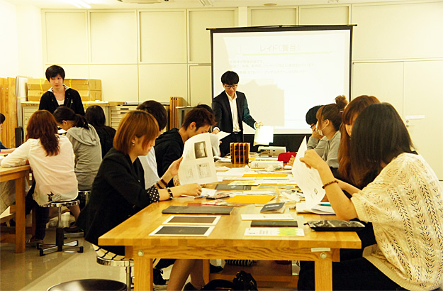 takeo_paper_lecture2013_02.jpg